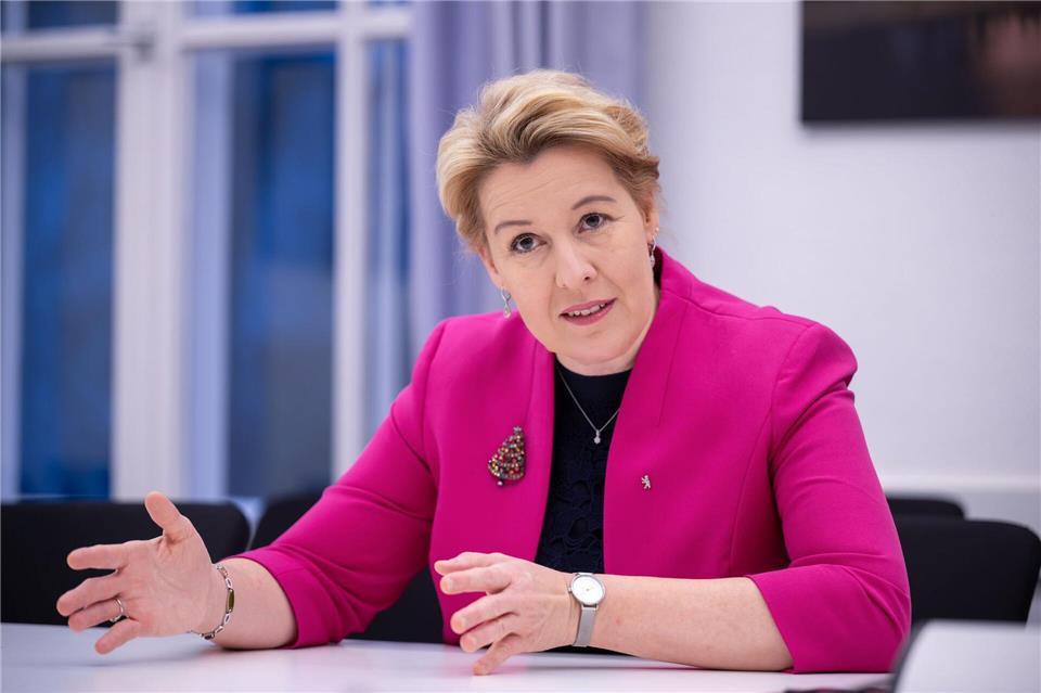 Wirtschaftssenatorin Franziska Giffey (SPD) blickt optimistisch auf Berlins Wirtschaftsentwicklung. (Archivfoto)Sebastian Christoph Gollnow/dpa
