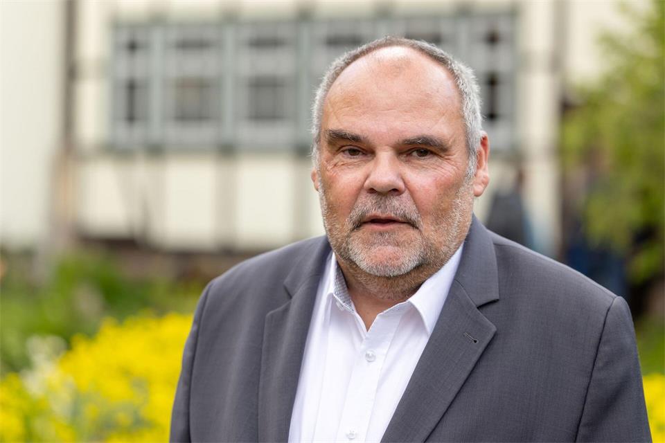 Wissenschaftsstaatssekretär Steffen Teichert wirbt um private Investoren, die mit Hilfe von Fördergeldern Wohnraum für junge Menschen schaffen. (Archivbild)Michael Reichel/dpa