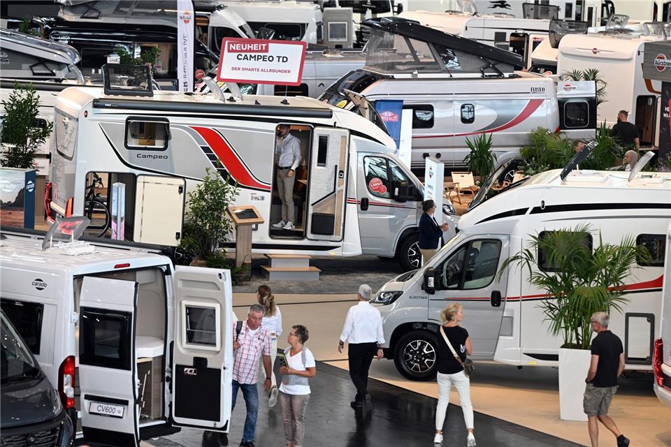 Wohnmobile werden immer beliebter - die Auswahl wie hier beim „Caravan Salon“ in Düsseldorf ist groß. (Archivbild)picture alliance/dpa