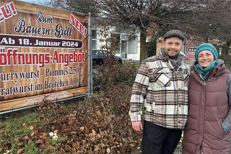 Wolfgang Heinz und Kati Lindner haben zu Jahresbeginn einen Imbiss in Ramsdorf gestartet.