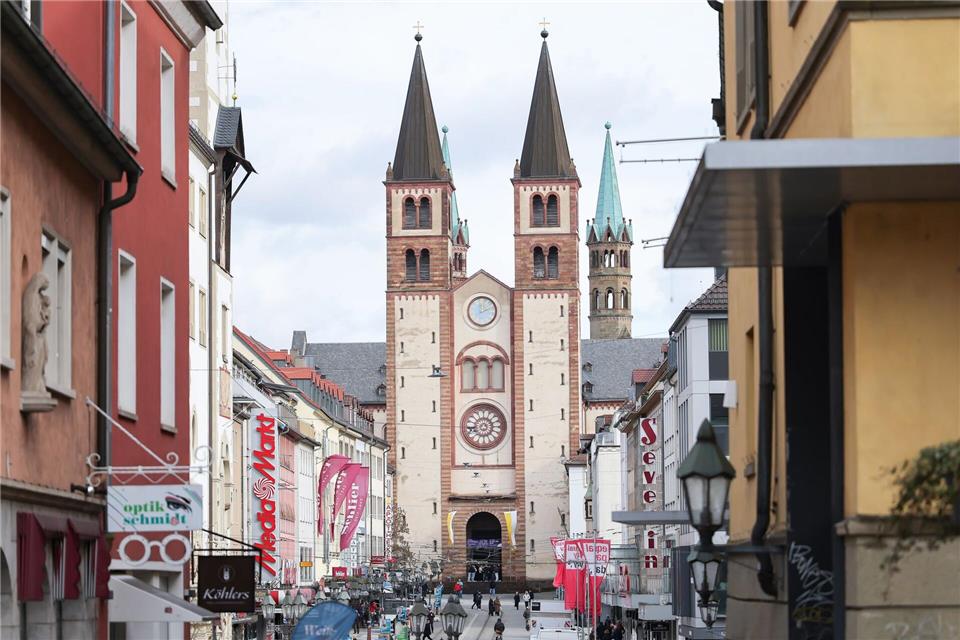 Würzburg ist die gastgebende Stadt des 104. Katholikentags. (Archivbild)Daniel Löb/dpa