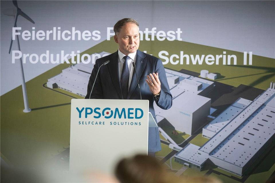Ypsomed-Chef Simon Michel sieht das Unternehmen auf klarem  Wachstumskurs.   Philip Dulian/dpa