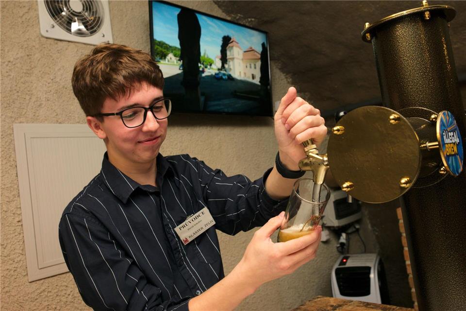 Zapfen gehört zum Alltag - auch im Kloster Želiv in Tschechien.Michael Heitmann/dpa-tmn