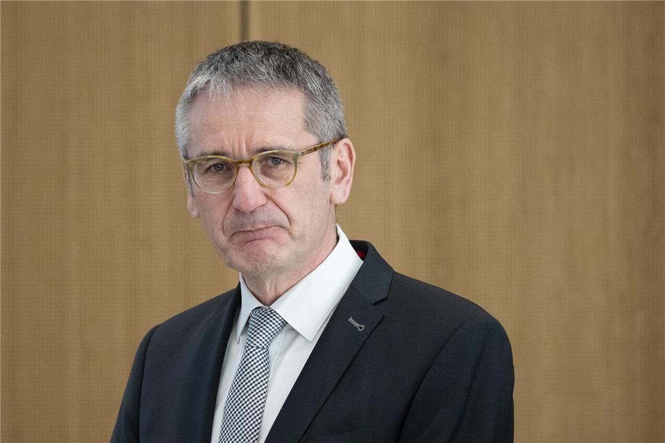 Zehn Jahre lang war der Westerwälder Hering Landtagspräsident in Mainz, das Angebot für einen Chefposten bei der Lottogesellschaft nimmt er nach Kritik nicht an. (Archivbild)Sebastian Gollnow/dpa