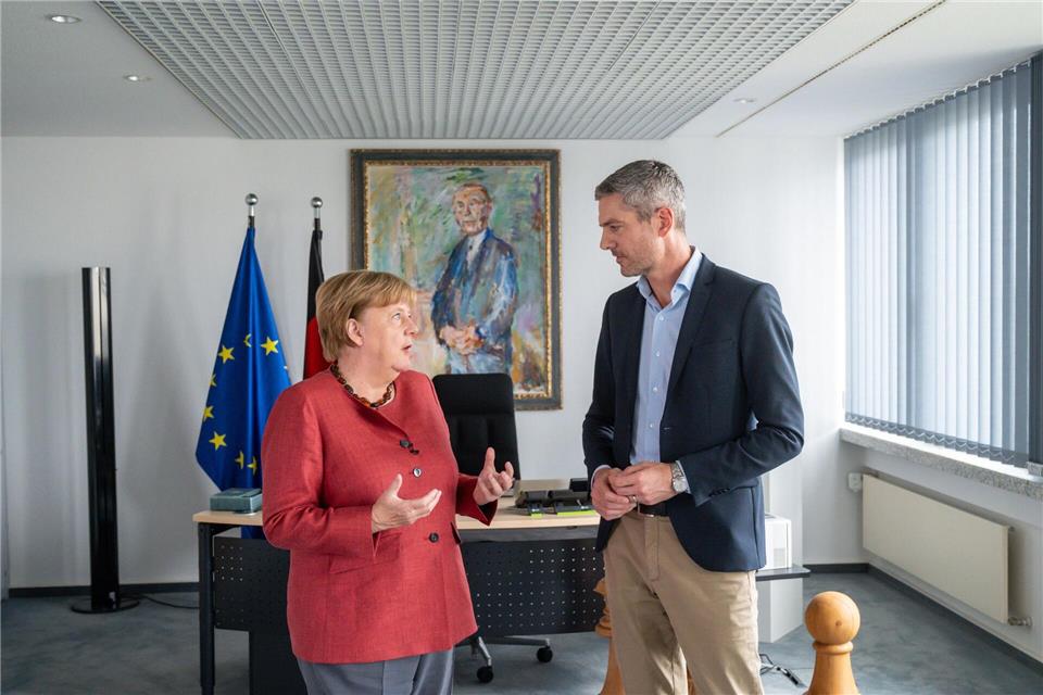 Zehn Jahre nach ihrem legendären Satz zieht Merkel Bilanz.Thomas Ernst/NDR/dpa