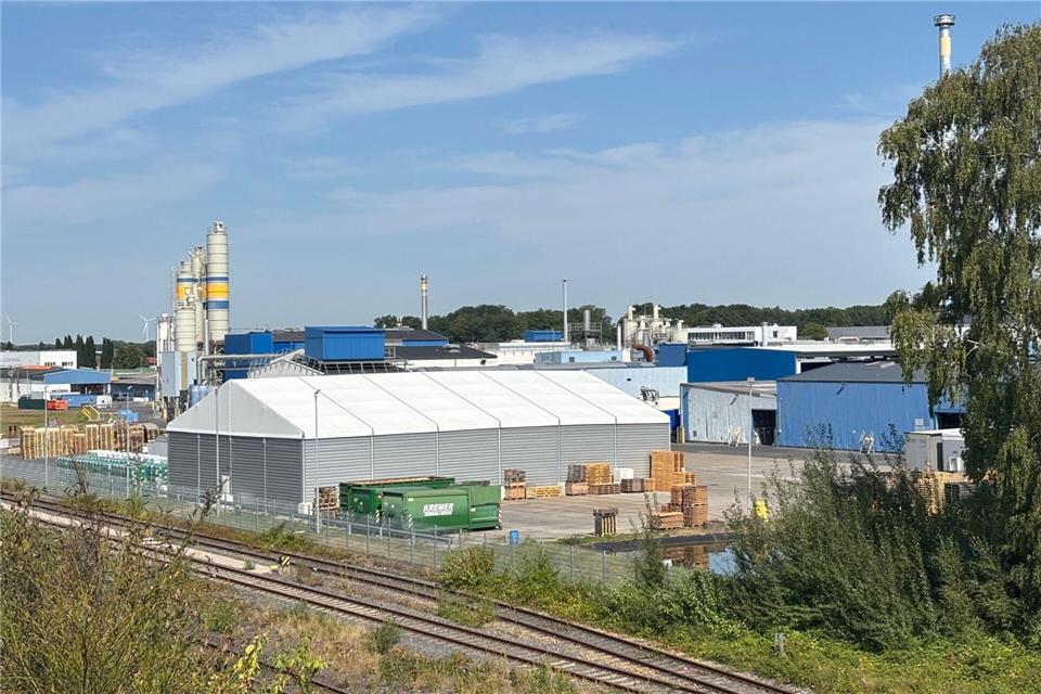 Die Entwicklung Borkens hängt von der Wirtschaft ab Zehn Millionen Quadratmeter Gewerbeflächen gibt es in Borken - das Industrie- und Gewerbegebiet an der Gelsenkirchener Straße ist ein Teil davon.