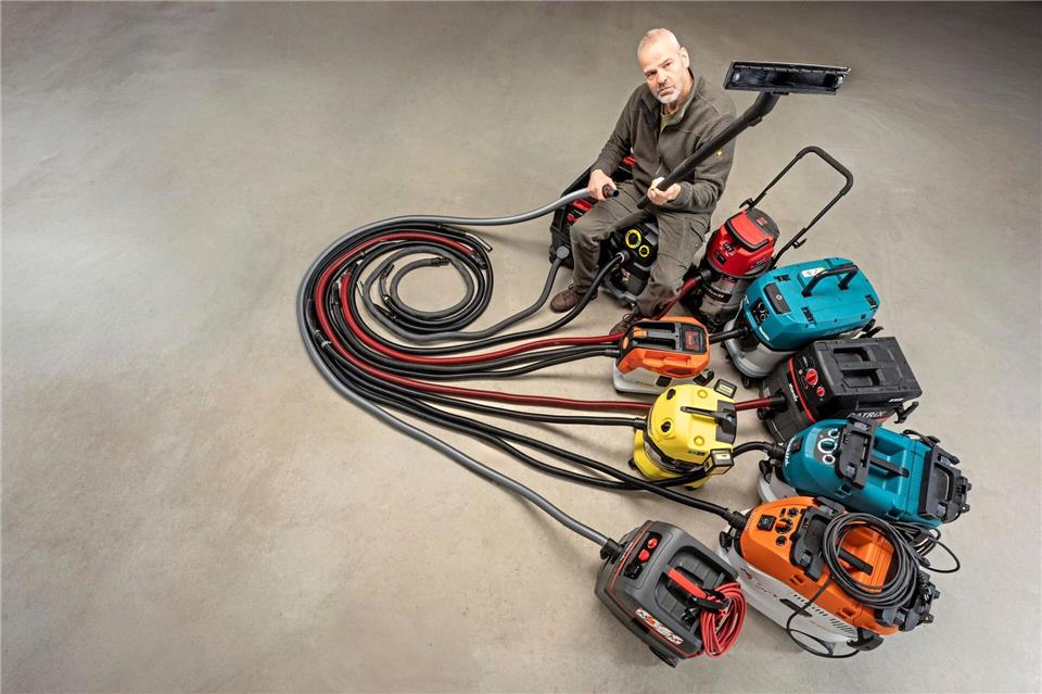 Zehn Werkstattsauger hat „selbst.de“ getestet - darunter fünf Geräte mit Netzteil und fünf mit Akku.Michael Müller-Münker/selbst ist der Mann/dpa-tmn