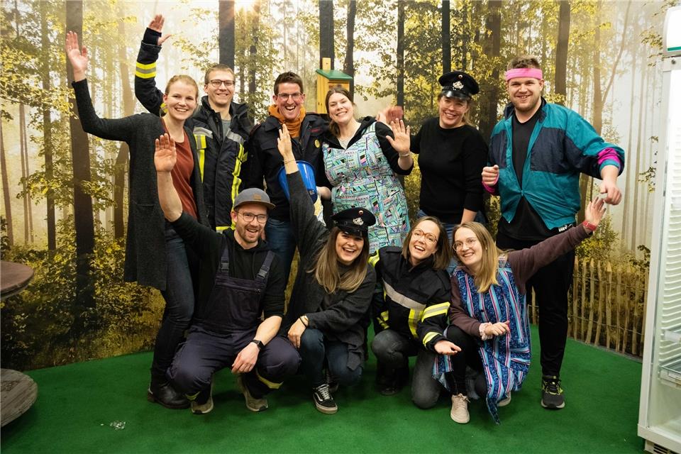 Zehn aktive Mitglieder hat die Theaterschar: Andreas Elsing, Lina Meis, Ines Lütjann und Teresa Elsing (vorne von links), Liesa Elsing, Christian Elsing, Robert Lindenbuß, Britta Telöken, Ramona Bünt und Marcel Späker (hinten von links).