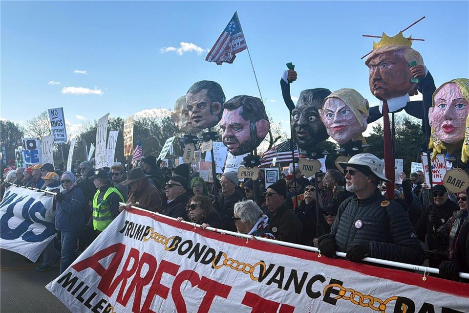 Zehntausende sind in Washington auf die Straße gegangen.Anna Ringle/dpa