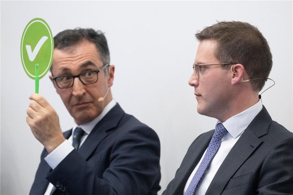 Zeichen stehen auf schwarz-grün: Die beiden Kontrahenten müssen vermutlich nach dem 8. März zusammenarbeiten.Marijan Murat/dpa