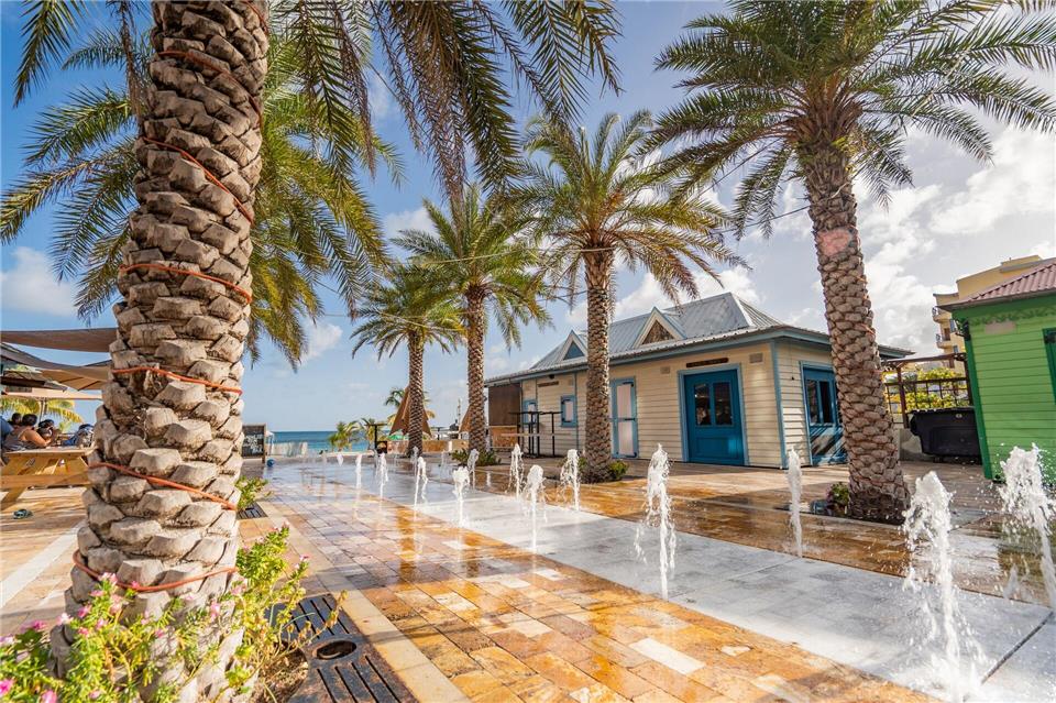 Zentraler Ort in Philipsburg: der Walter Plantz Square.St. Martin Tourism Bureau/dpa-tmn