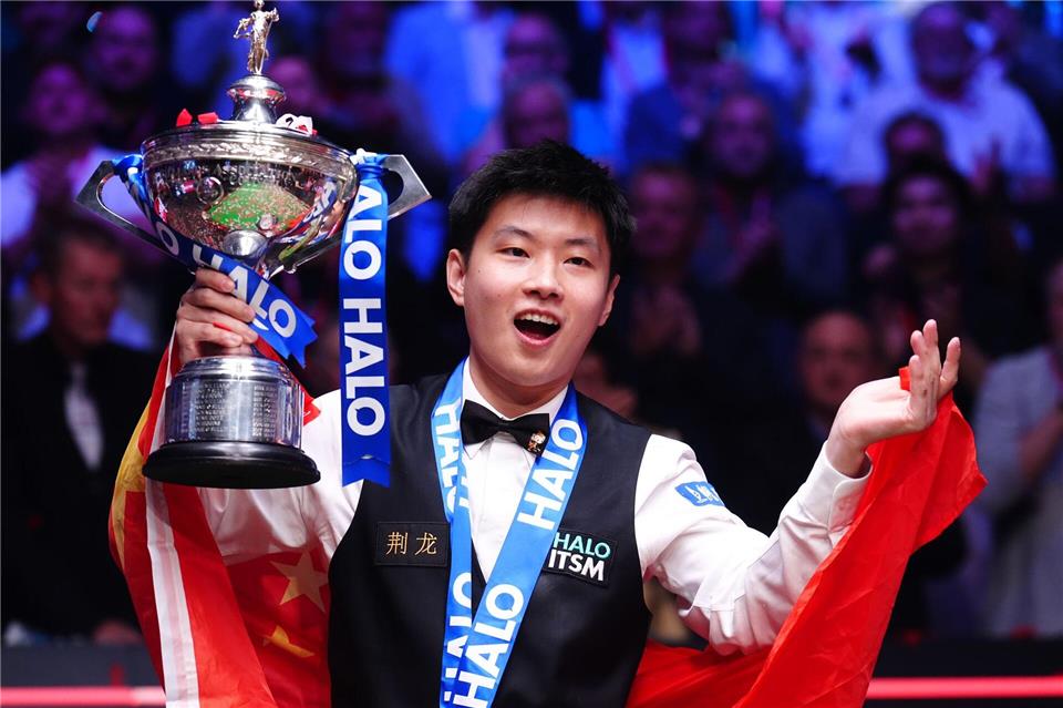 Zhao Xintong ist der erste Snooker-Weltmeister aus China.Mike Egerton/PA Wire/dpa