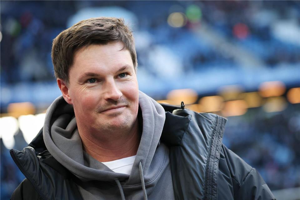 Zieht derzeit viel Interesse auf sich: HSV-Cheftrainer Merlin Polzin. (Archivbild)Christian Charisius/dpa