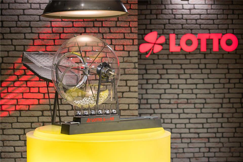 Ziehung für Ziehung gibt es seit Wochen keinen Hauptgewinner beim klassischen Lotto 6 aus 49. (Symbolbild)Oliver Dietze/dpa