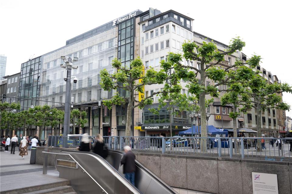 Zivilfahnder nahmen den Bereich rund um die Konstablerwache ins Visier. (Archivbild)Sebastian Christoph Gollnow/dpa