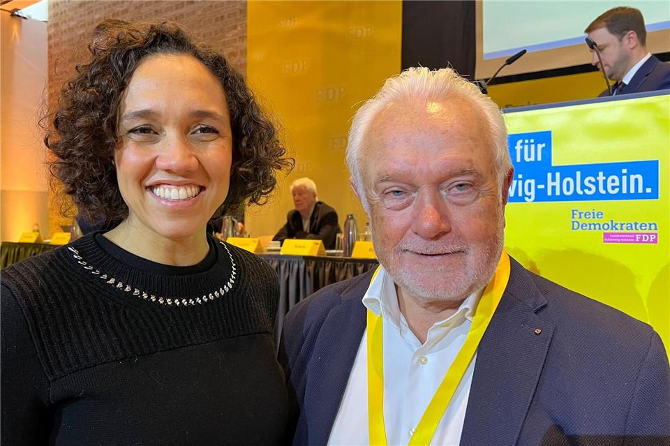 Zu Gast ist neben Parteivize Wolfgang Kubicki auch Generalsekretärin Nicole Büttner.Andre Klohn/dpa