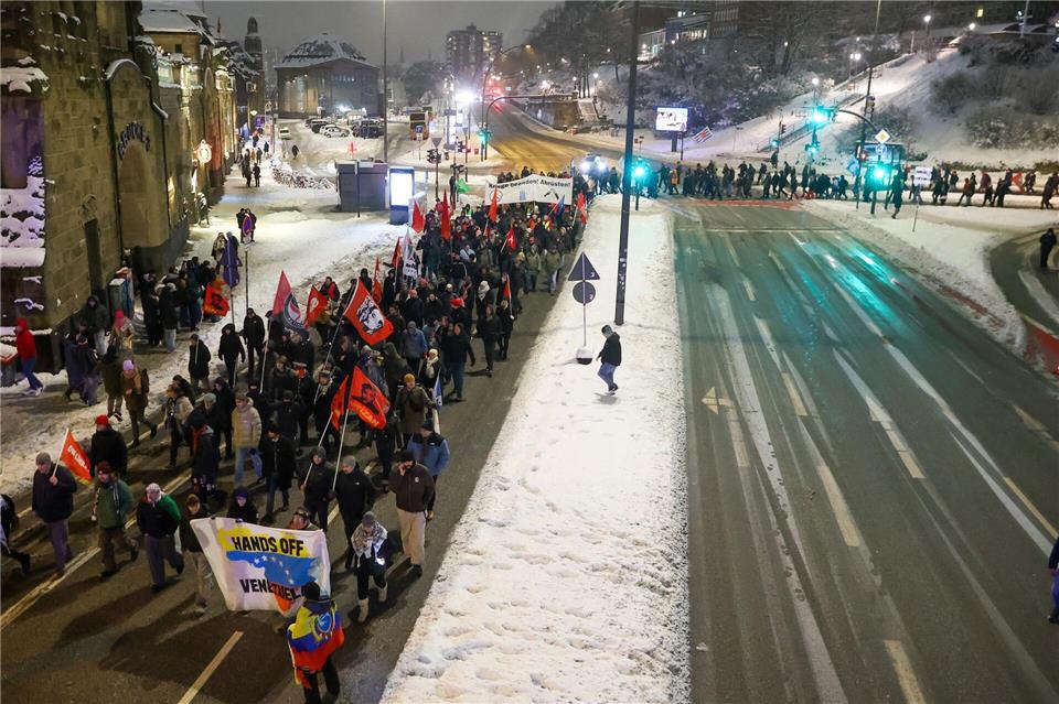 Zu der Demo aufgerufen hatten linke Gruppen. Bodo Marks/dpa