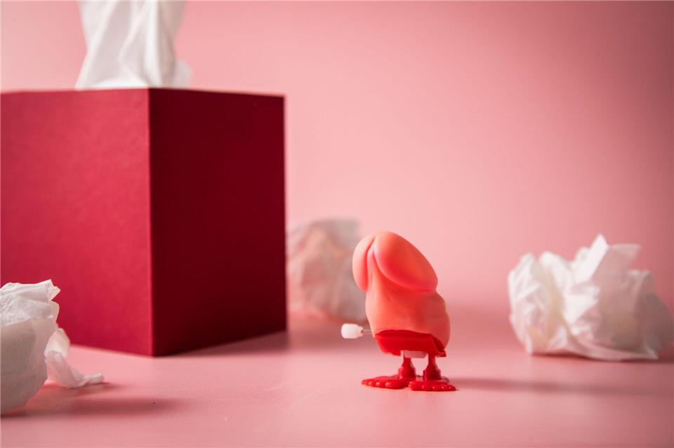 „Zu früh kommen“ heißt für jeden etwas anderes. In der Medizin ist eine Minute der Richtwert.Christin Klose/dpa-tmn