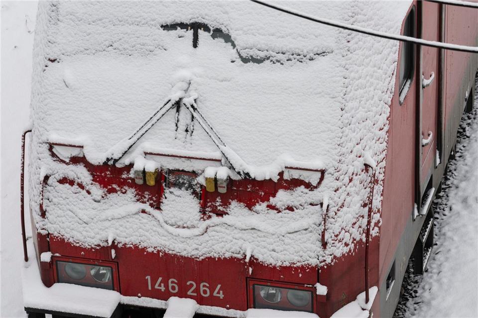 Züge standen still.Boris Roessler/dpa