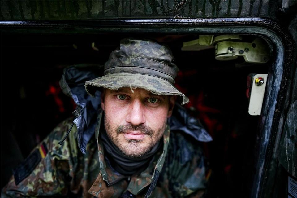 Zugführer Philip im Schützenpanzer Puma.Kay Nietfeld/dpa