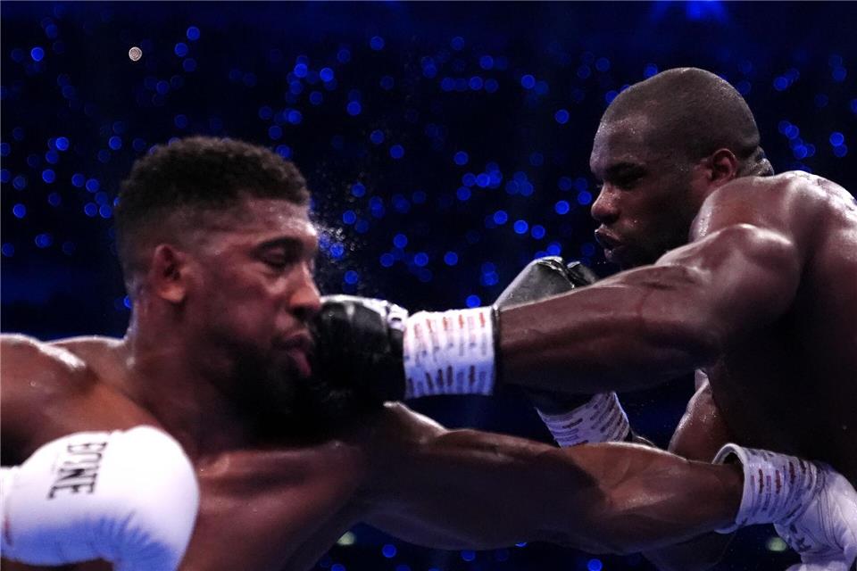Zuletzt gab es eine Pleite für Anthony Joshua (l). (Archivfoto)Bradley Collyer/PA Wire/dpa