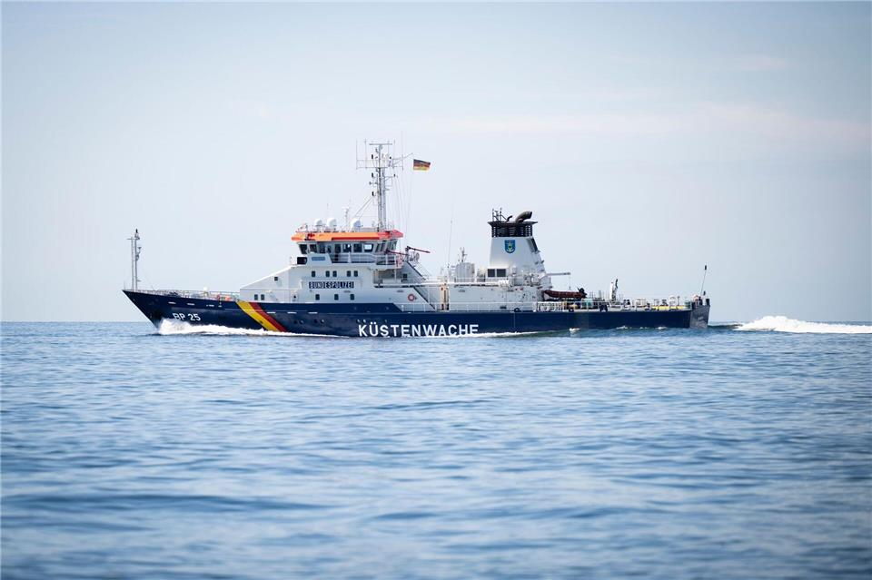 Zuletzt hatten neben Schweden noch weitere Staaten mutmaßliche Schattenflotten-Tanker gestoppt, etwa Frankreich und Großbritannien.Philip Dulian/dpa