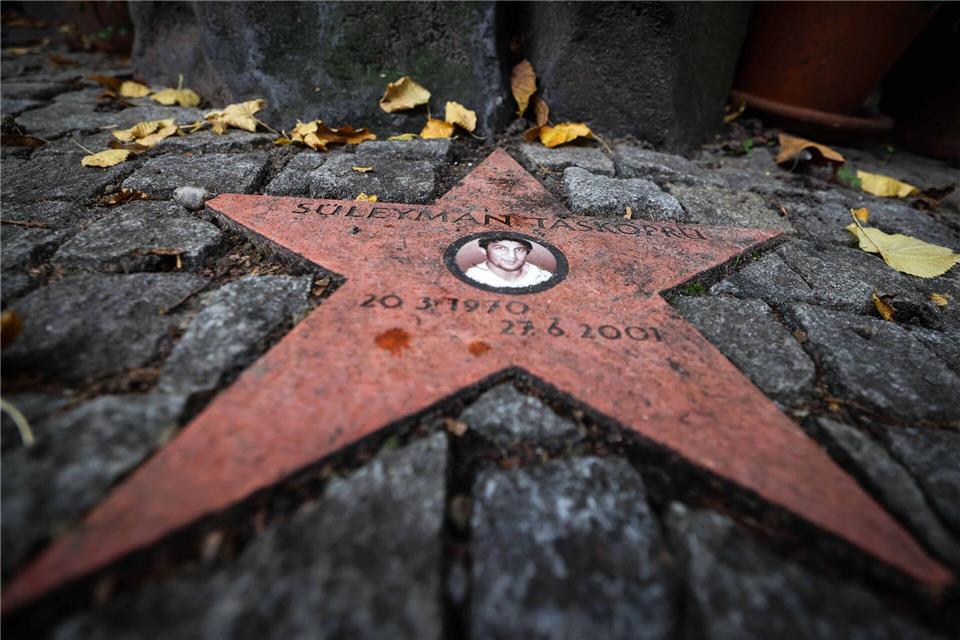 Zum 25. Jahrestag des Mordes soll es eine zentrale Gedenkveranstaltung geben. (Archivbild)Christian Charisius/dpa