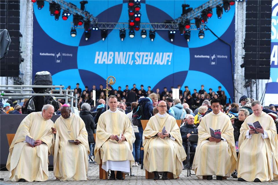 Zum Schlussgottesdienst werden tausende Menschen erwartet. (Archivbild)Karl-Josef Hildenbrand/dpa
