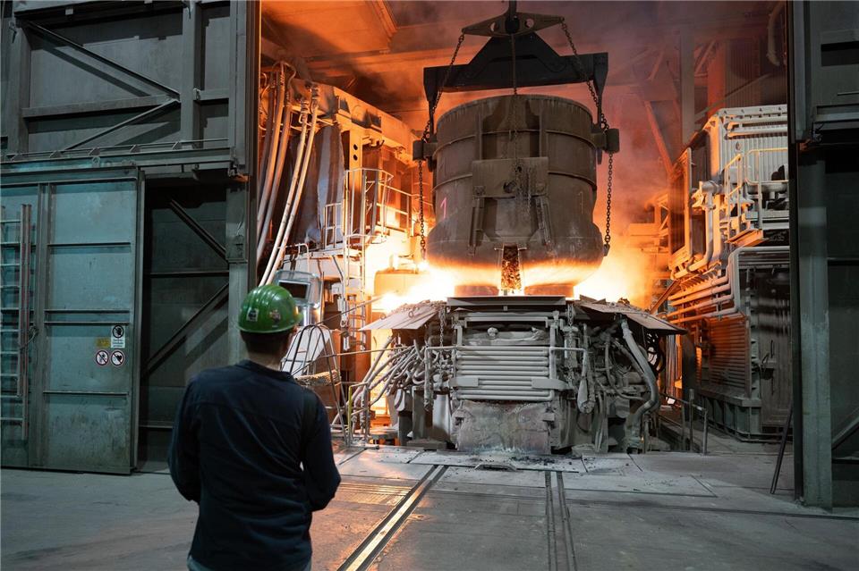 Zum „Stahlgipfel“ im Bundeskanzleramt werden auch die Ministerpräsidenten der Länder mit Stahlerzeugung erwartet. (Archivbild)Sebastian Kahnert/dpa