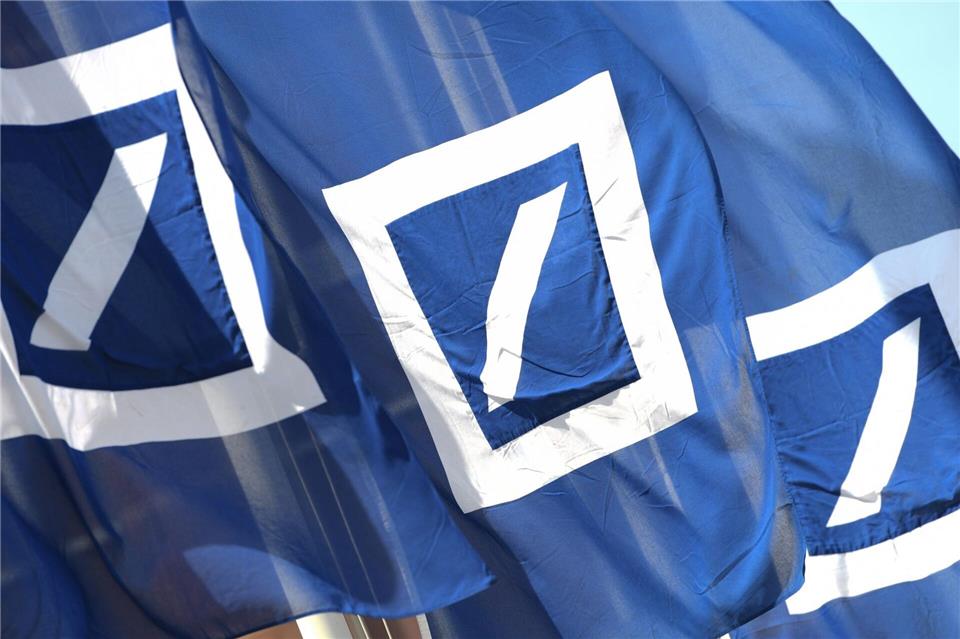 Zum letzten Mal fand das Aktionärstreffen des größten deutschen Geldhauses 2019 in Präsenz statt. (Archivbild)Arne Dedert/dpa