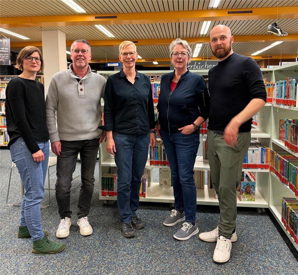 Zum neuen Vorstandsteam gehören Catharina Yacoub, Gerhard Buß, Angela Hoves, Gabriele Fechler und Thorben Fechler (v.l.). Auf dem Foto fehlen die Vorstandsmitglieder Marion Mattmüller und Ulrike Strauß.