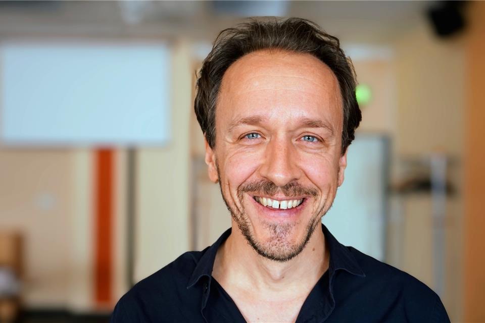 Zur Semestereröffnung geht es bei der VHS um Glück. Wo ihm Glück begegnet ist, berichtet dabei Christof Jauernig.