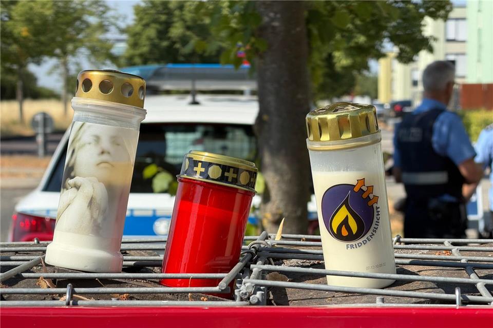 Zur Tat kam es am 15.7.26 gegen 10.00 Uhr auf dem Fußgängerweg der Robert-Schuman-Allee.Harald Tittel/dpa