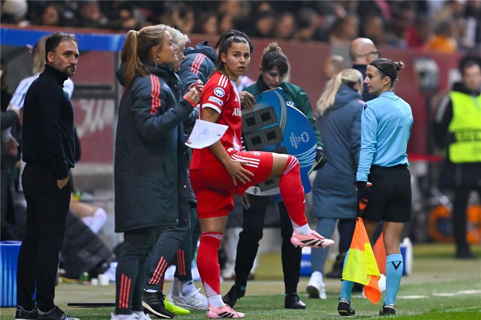 Videobeweis in der Nachspielzeit rettet Bayern gegen Juve Zurück in der Champions League: Lena Oberdorf.Sven Hoppe/dpa