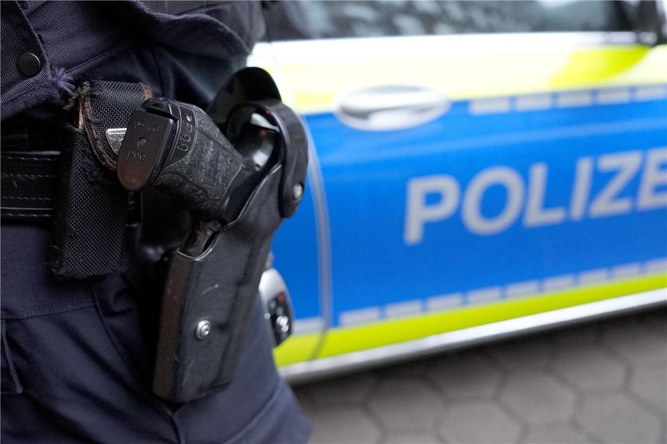 Zurzeit laufen Durchsuchungen in der Verbandsgemeinde Dahner Felsenland. (Symbolbild)Marcus Brandt/dpa