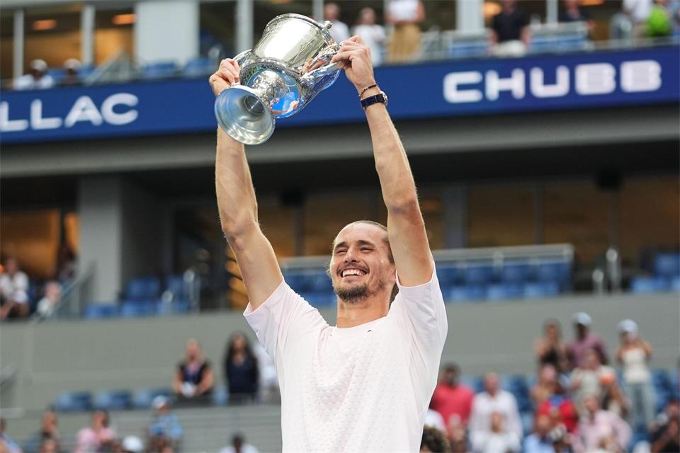 Zwei Grand-Slam-Titel gewonnen: So erfolgreich wie 2025 war Zverev noch nie. (Archivfoto)Frank Franklin II/AP/dpa