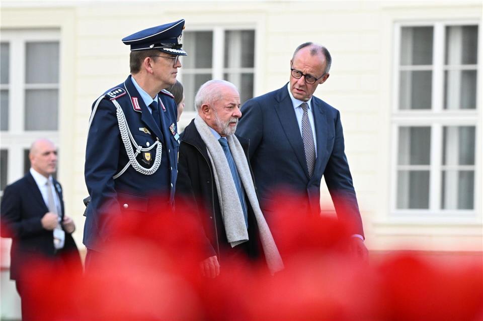 Zwei Tage lang hält sich Brasiliens Präsident in Deutschland auf.Julian Stratenschulte/dpa