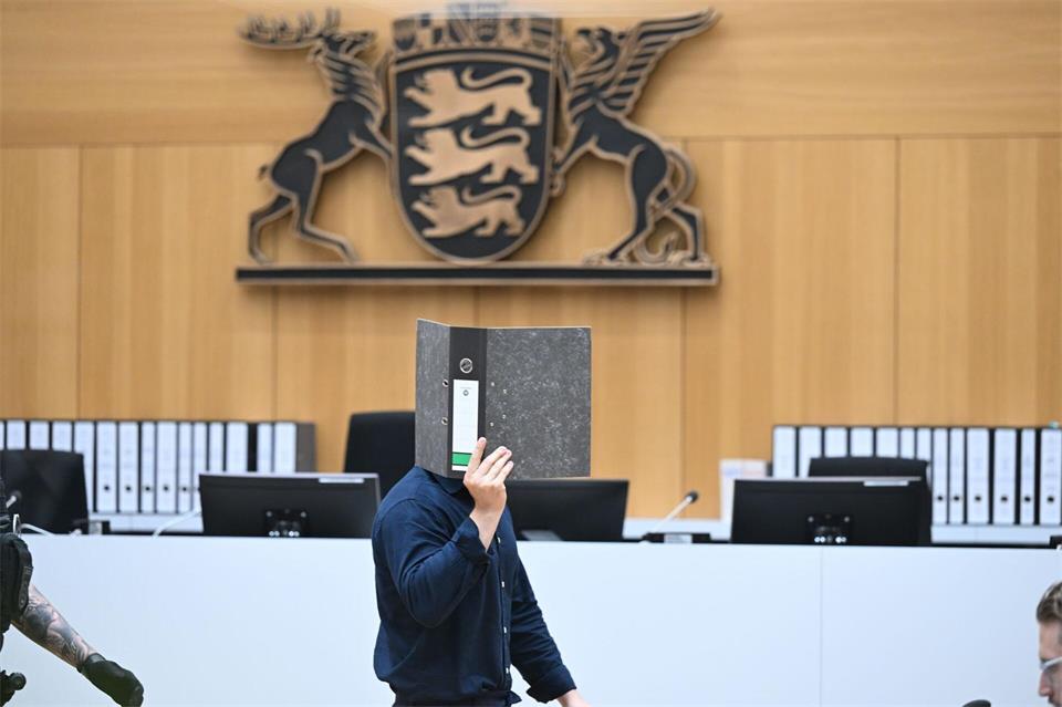 Zwei Ukrainer sprach das Oberlandesgericht Stuttgart frei.Marijan Murat/dpa