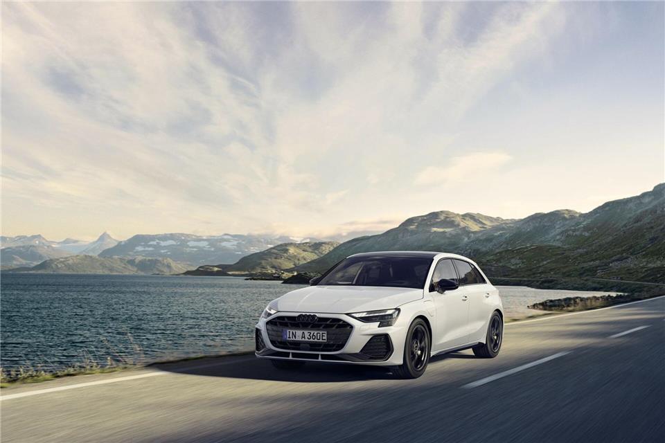 Zwei Varianten – Der A3 kommt als 40 TFSI e und 45 TFSI e – mit bis zu 237 km/h Spitze.Dejan Sokolovski/Audi AG/dpa-tmn