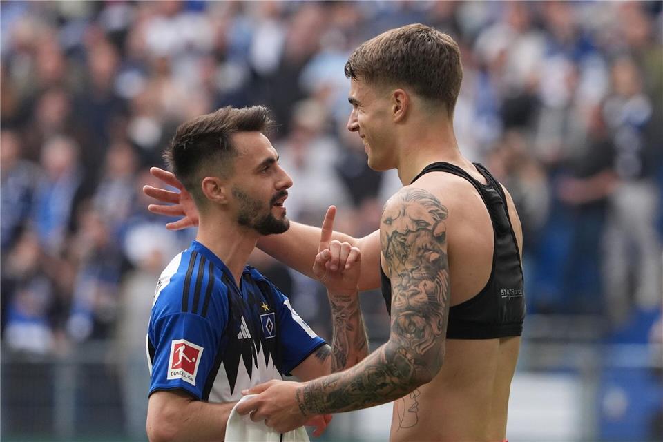 Zwei, die den HSV in seiner ersten Bundesliga-Saison nach sieben Jahren geprägt haben: Fabio Vieira (l) und Luka Vuskovic.  Marcus Brandt/dpa