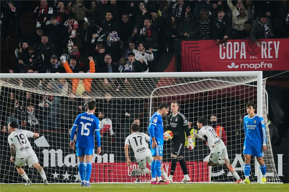 Zweitligist Albacete gelingt gegen Real Madrid die Pokal-Sensation.Jose Breton/AP/dpa