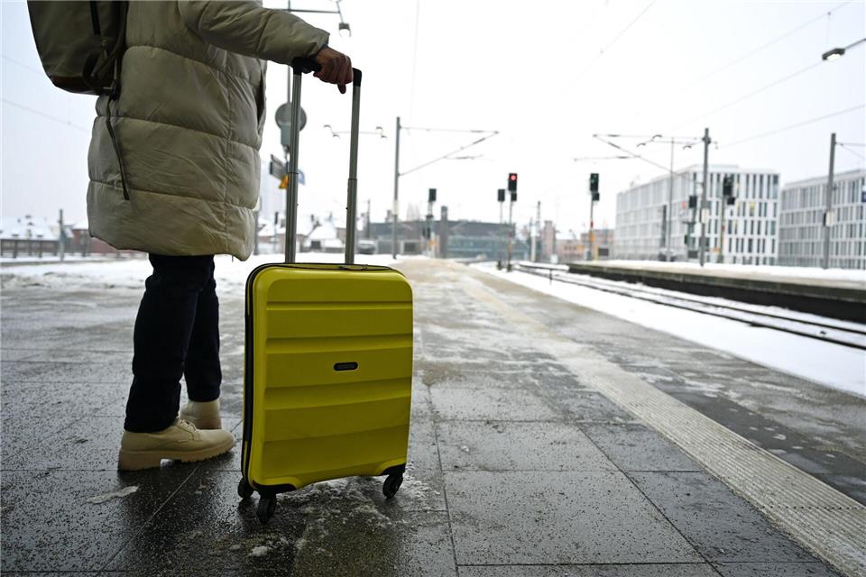 Zwischen Berlin und Hannover gibt es wieder Zugausfälle und Verspätungen. (Archivbild)Elisa Schu/dpa