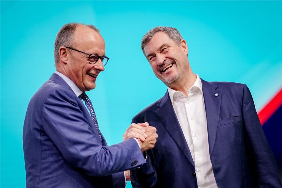 Zwischen diese beiden passt beim CDU-Parteitag kein Blatt.Kay Nietfeld/dpa