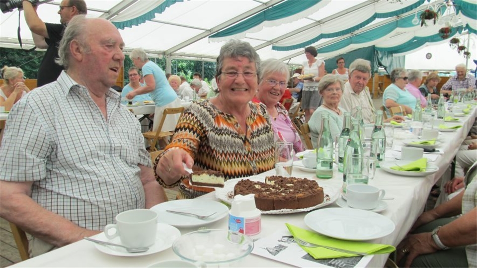 rek060715seniorenkaffee