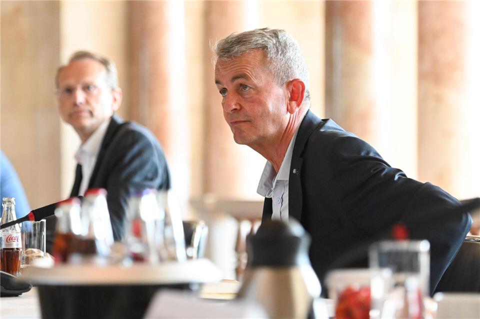 vbw-Hauptgeschäftsführer Bertram Brossardt während einer Gesprächsrunde in der Staatskanzlei in München. (Archivbild)Tobias Hase/dpa